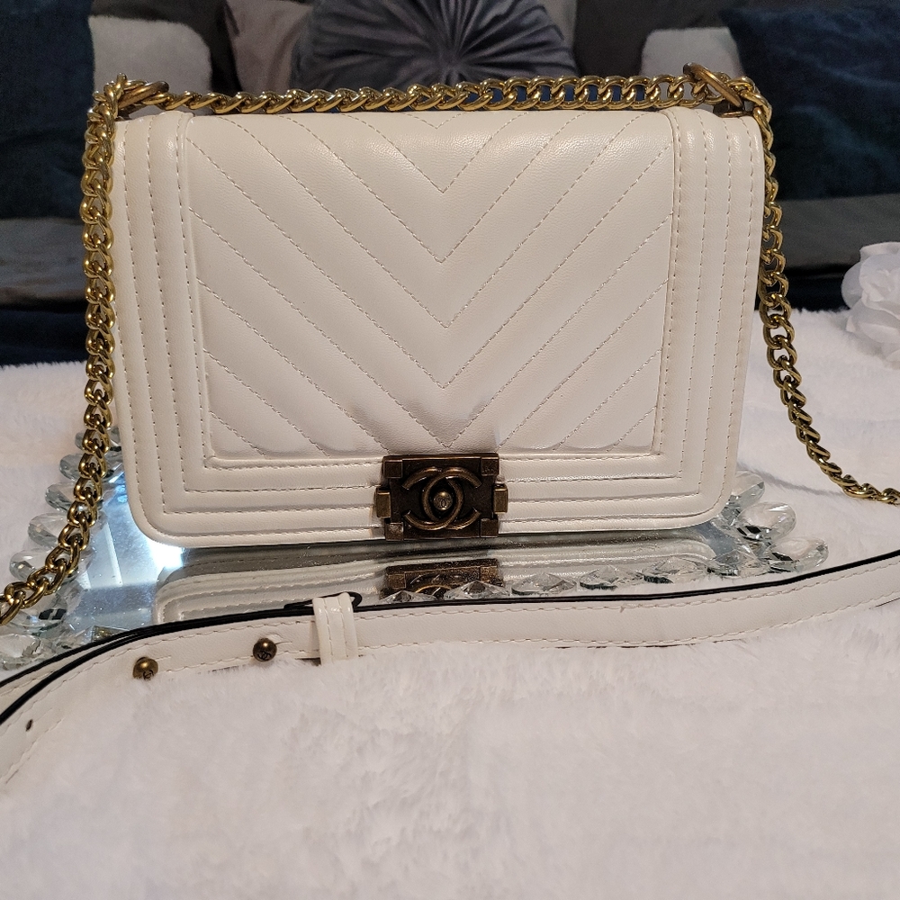 Beautiful Chanel purse